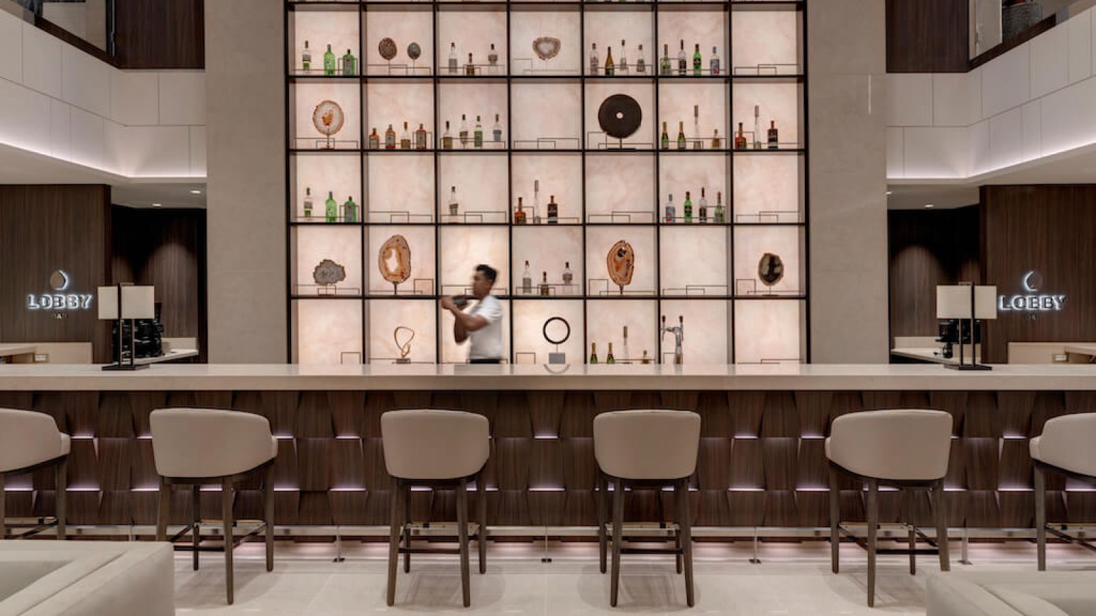 EXPLORA I_LOBBY BAR_01-WEB