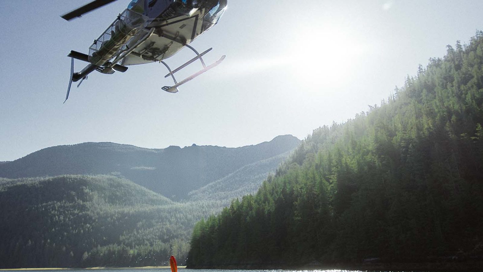 Kayaks-and-Heli