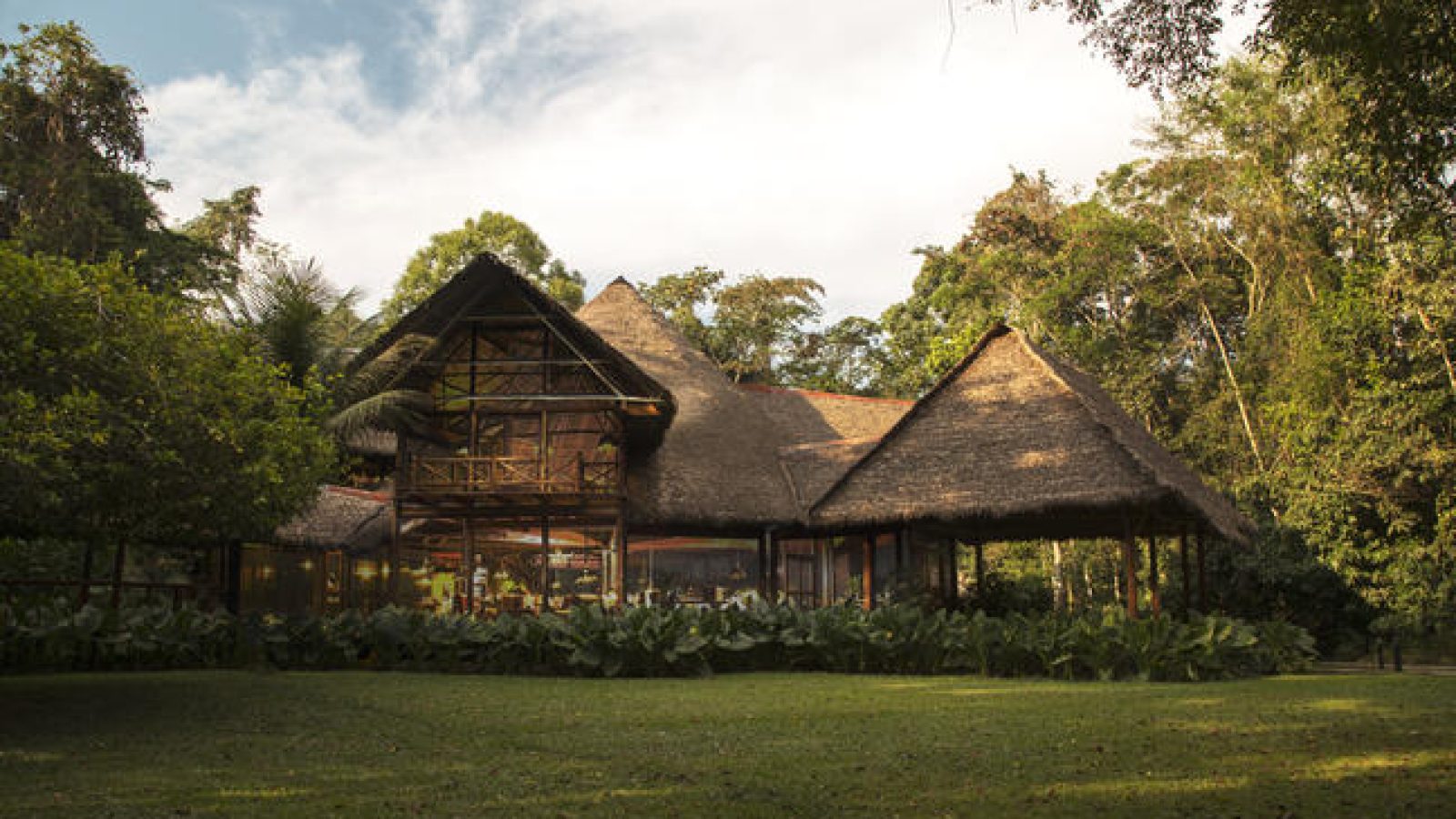 inkaterra-reserva-amazonica_main_house2